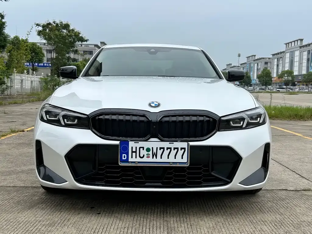 BMW 3 Series — фото 1