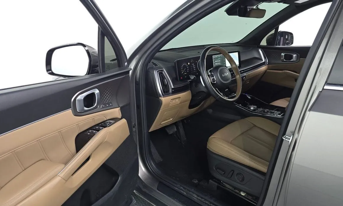 Kia Sorento — фото 10
