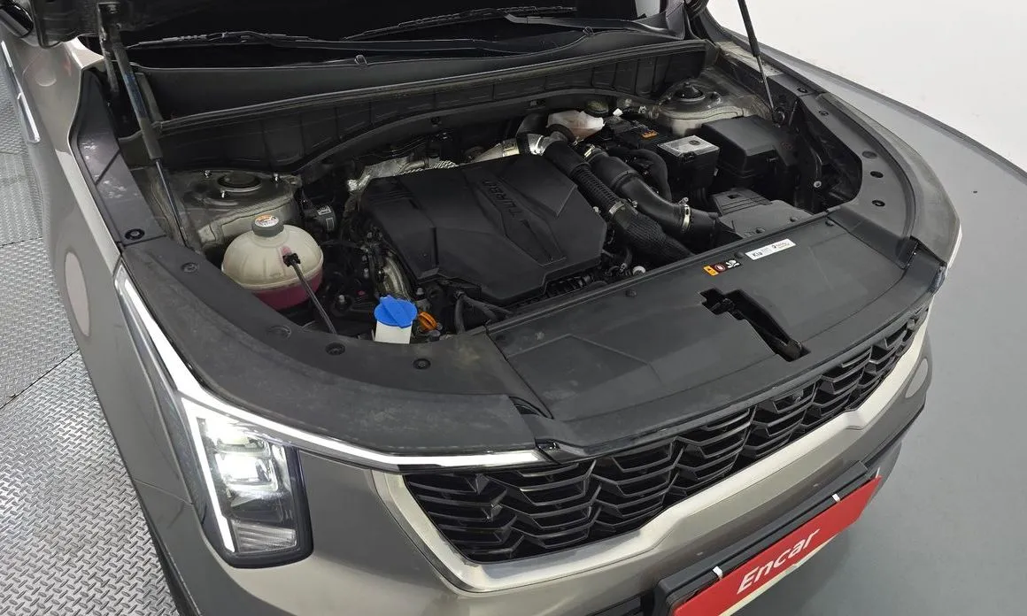 Kia Sorento — фото 8