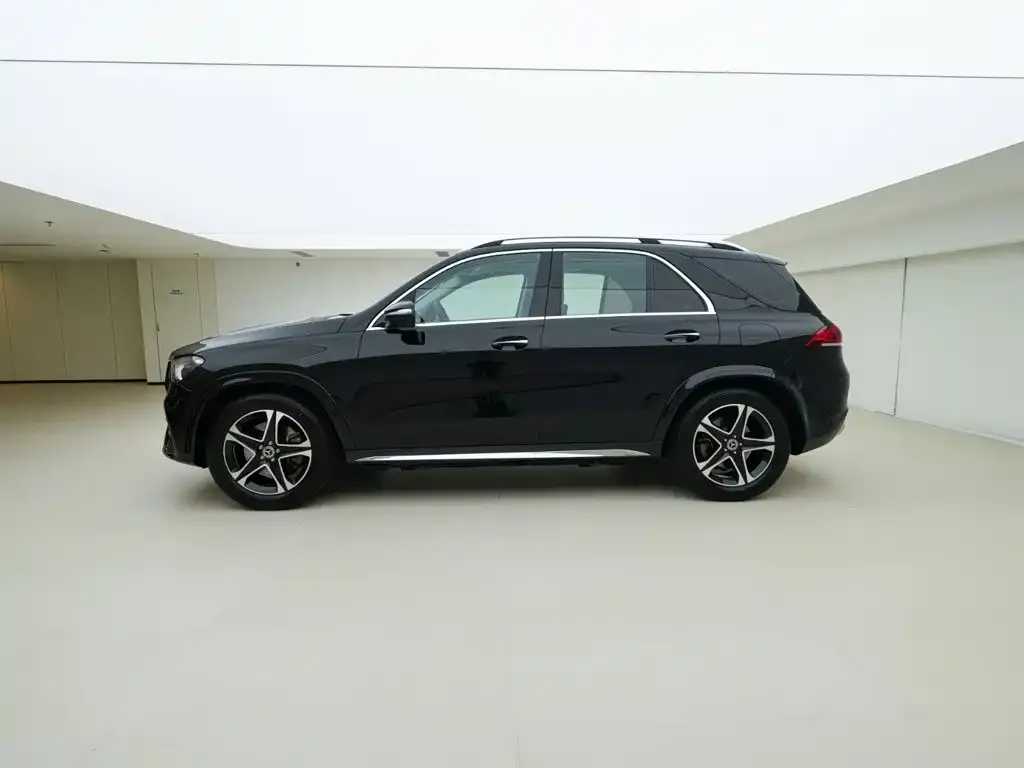 Mercedes-Benz GLE New Energy — фото 10