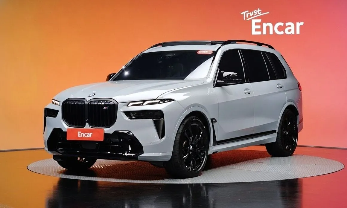BMW X7 — фото 1