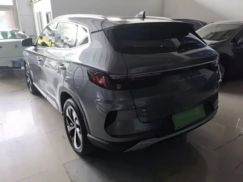 BYD PLUS New Energy — фото 6