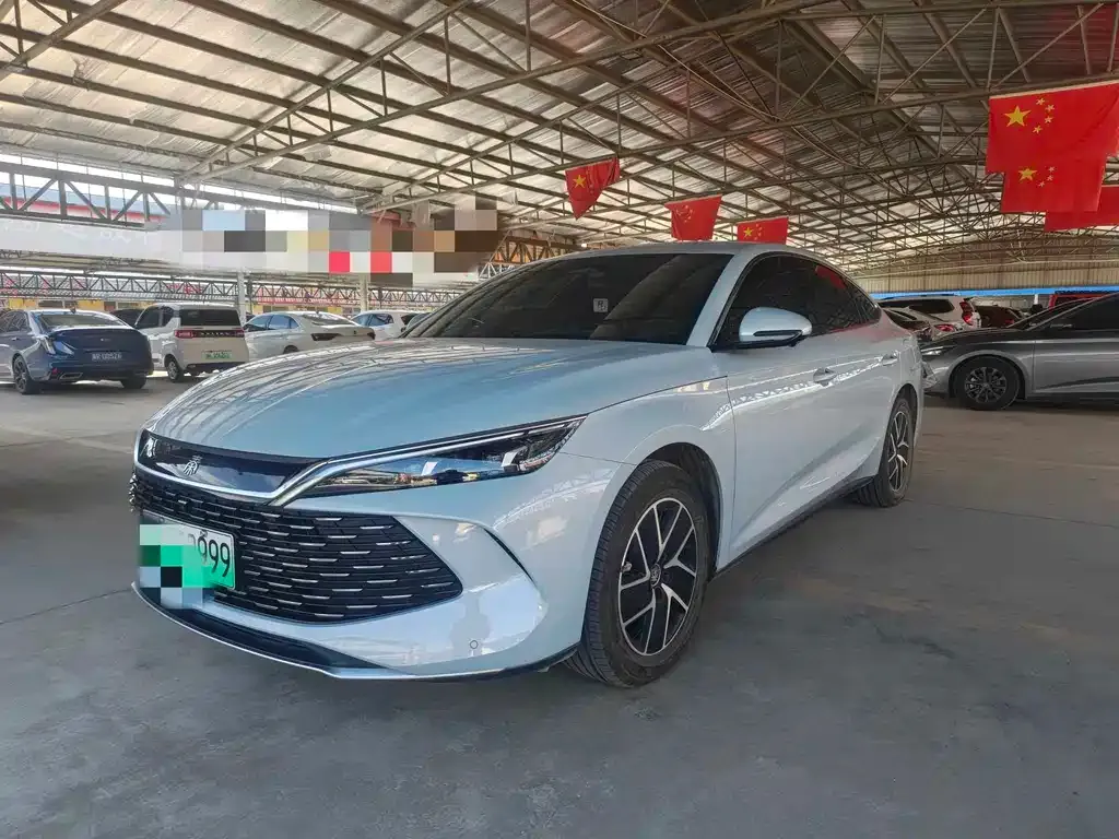 BYD Qin L — фото 1
