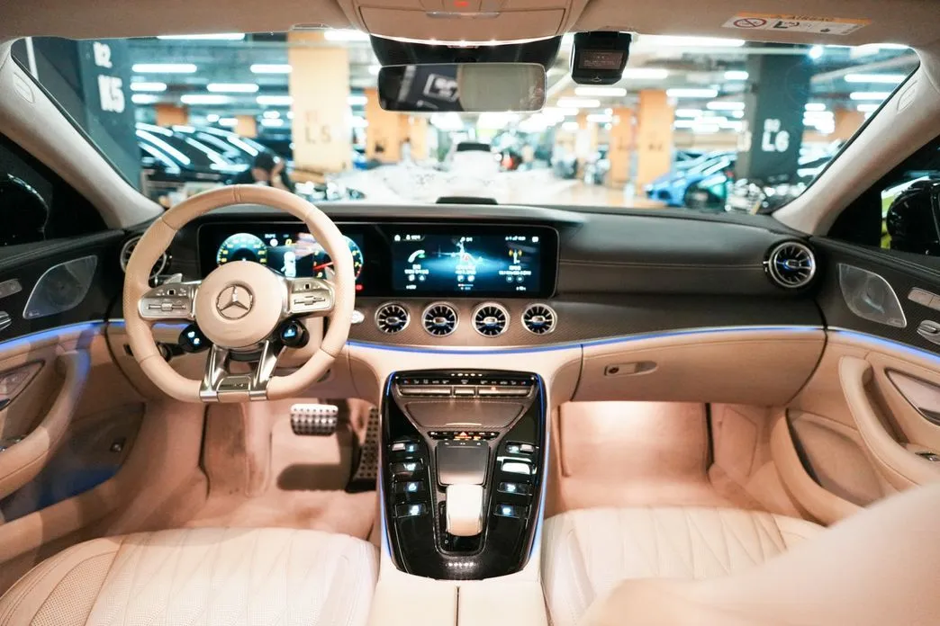 Mercedes-Benz AMG GT — фото 8