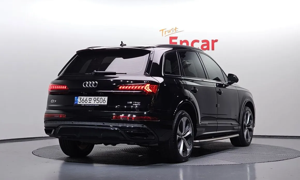 Audi Q7 — фото 4