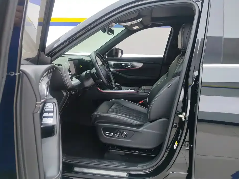 GAC Motor Trumpchi GS8 — фото 10