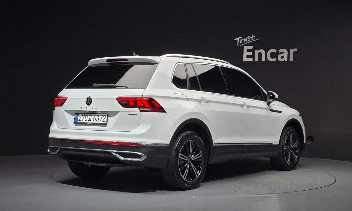 Volkswagen Tiguan — фото 2