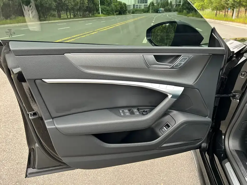 Audi A7 — фото 6