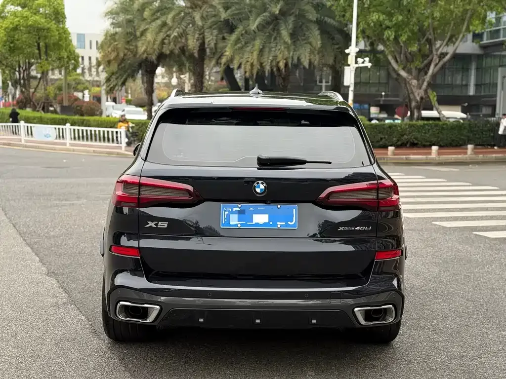 BMW X5 — фото 2