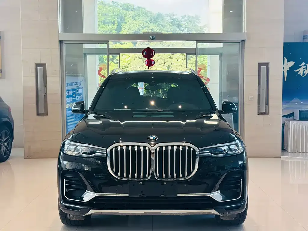 BMW X7 — фото 4
