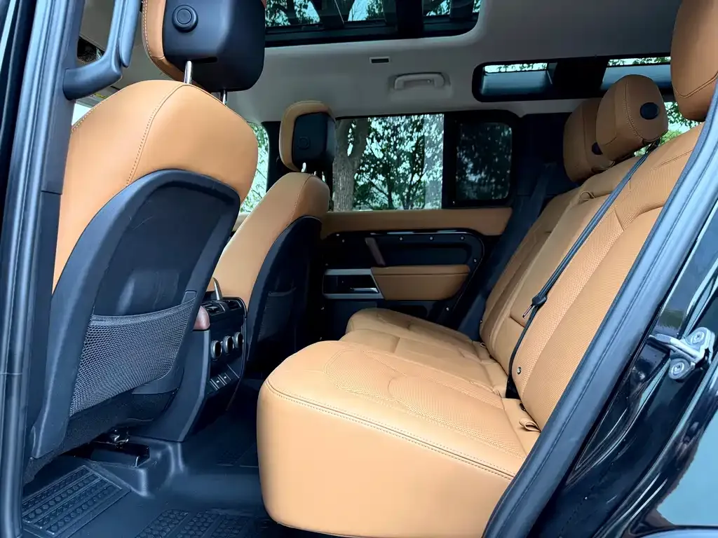 Land Rover Defender — фото 3