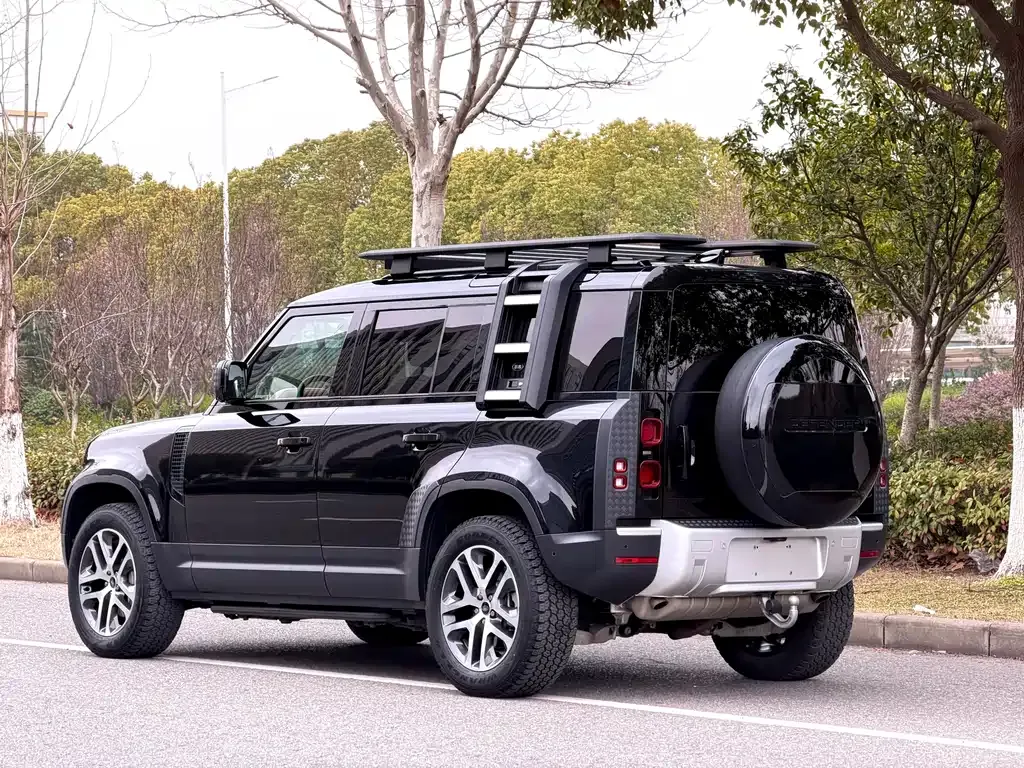 Land Rover Defender — фото 4