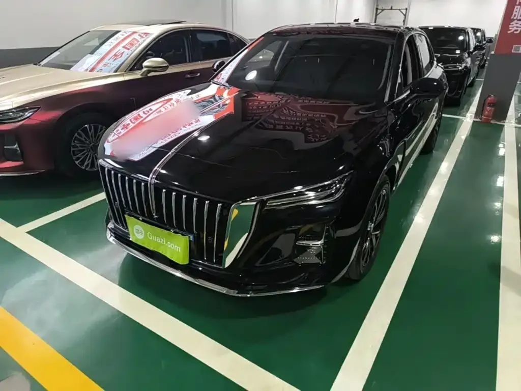 Hongqi H5 PHEV — фото 1
