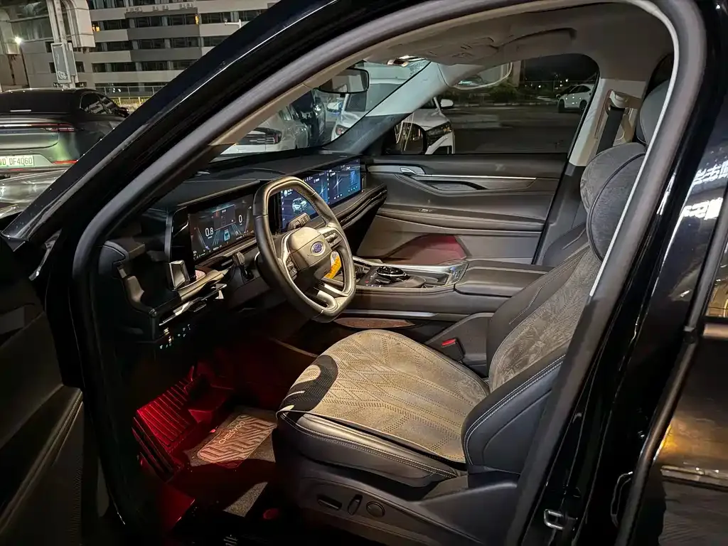 Ford Edge — фото 3