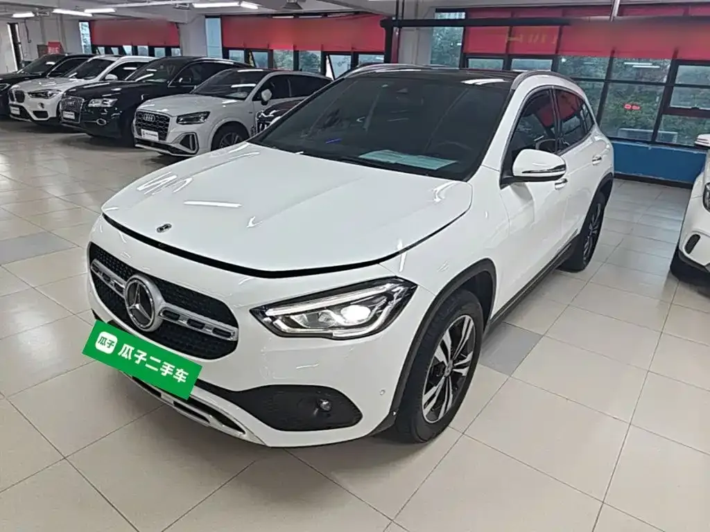 Mercedes-Benz GLA — фото 6