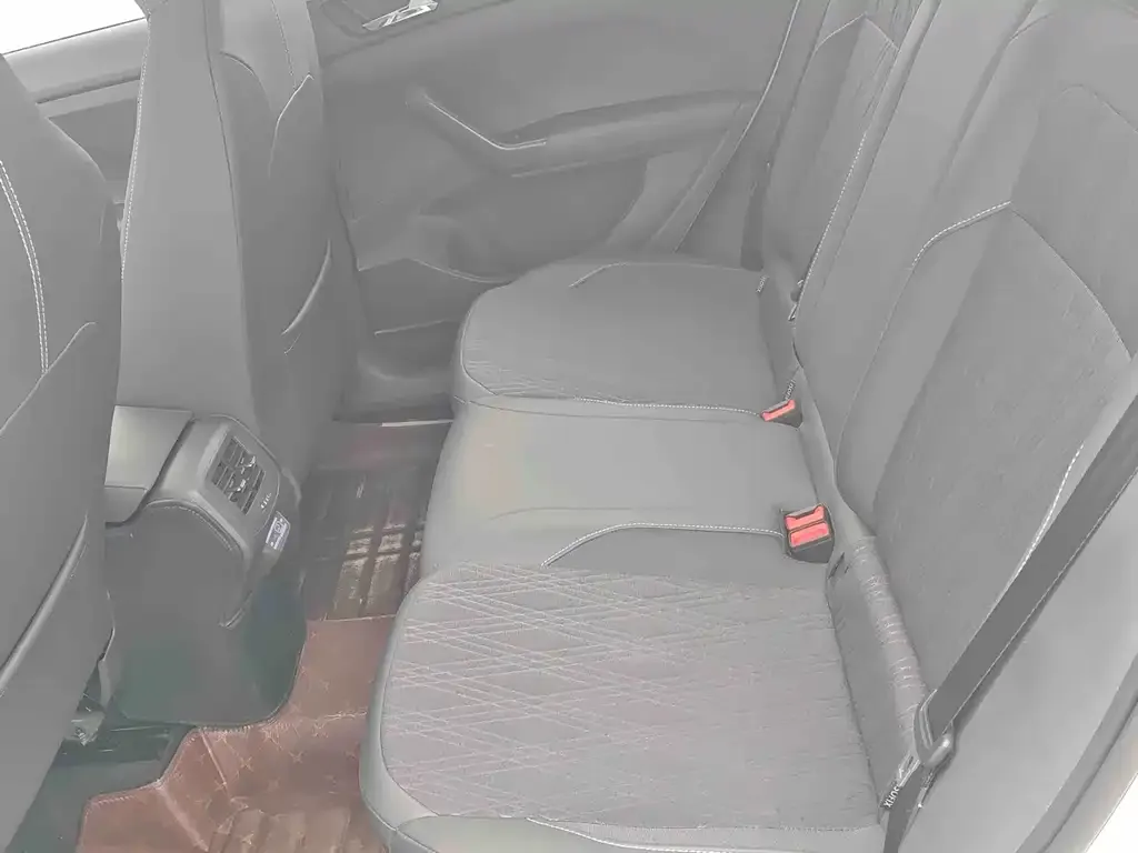 Volkswagen T-Cross — фото 2
