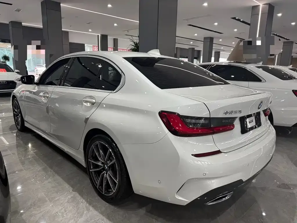 BMW 3 Series — фото 10