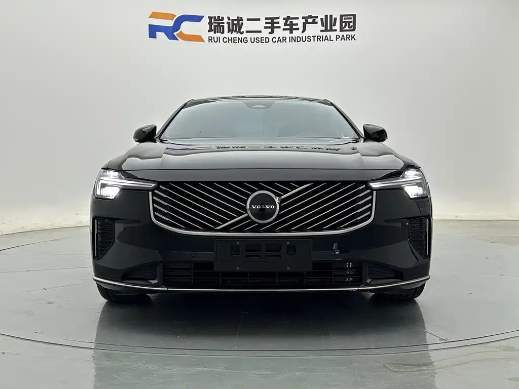 Volvo S90 — фото 3
