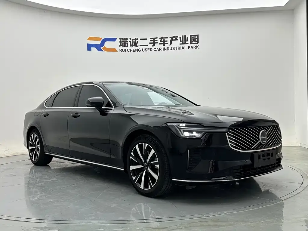 Volvo S90 — фото 8