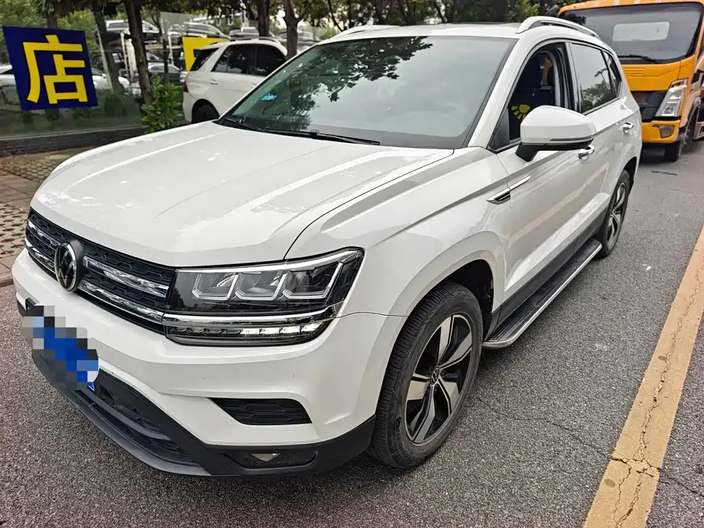 Volkswagen Tharu — фото 1