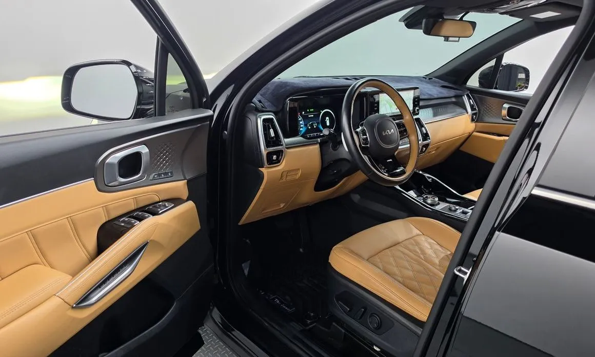 Kia Sorento — фото 7