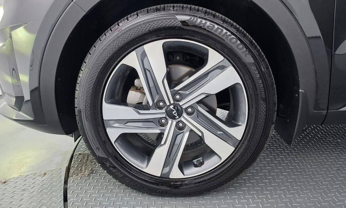 Kia Sorento — фото 9
