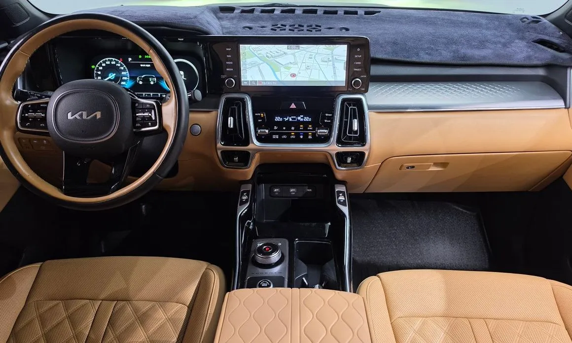 Kia Sorento — фото 6