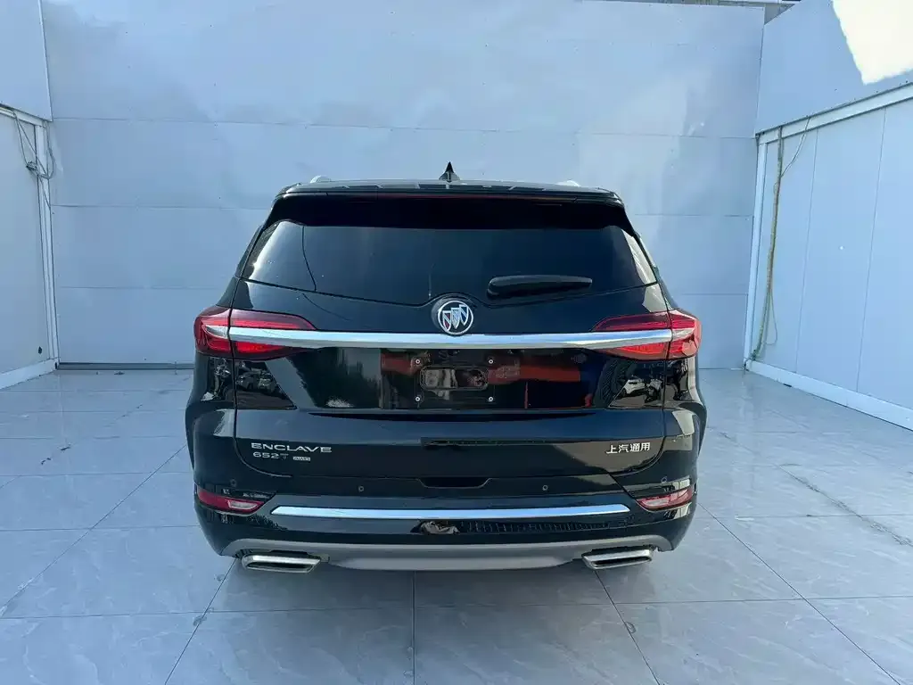 Buick Enclave — фото 3