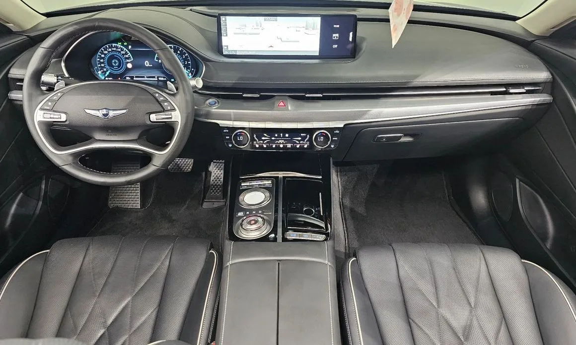 Genesis G80 — фото 10