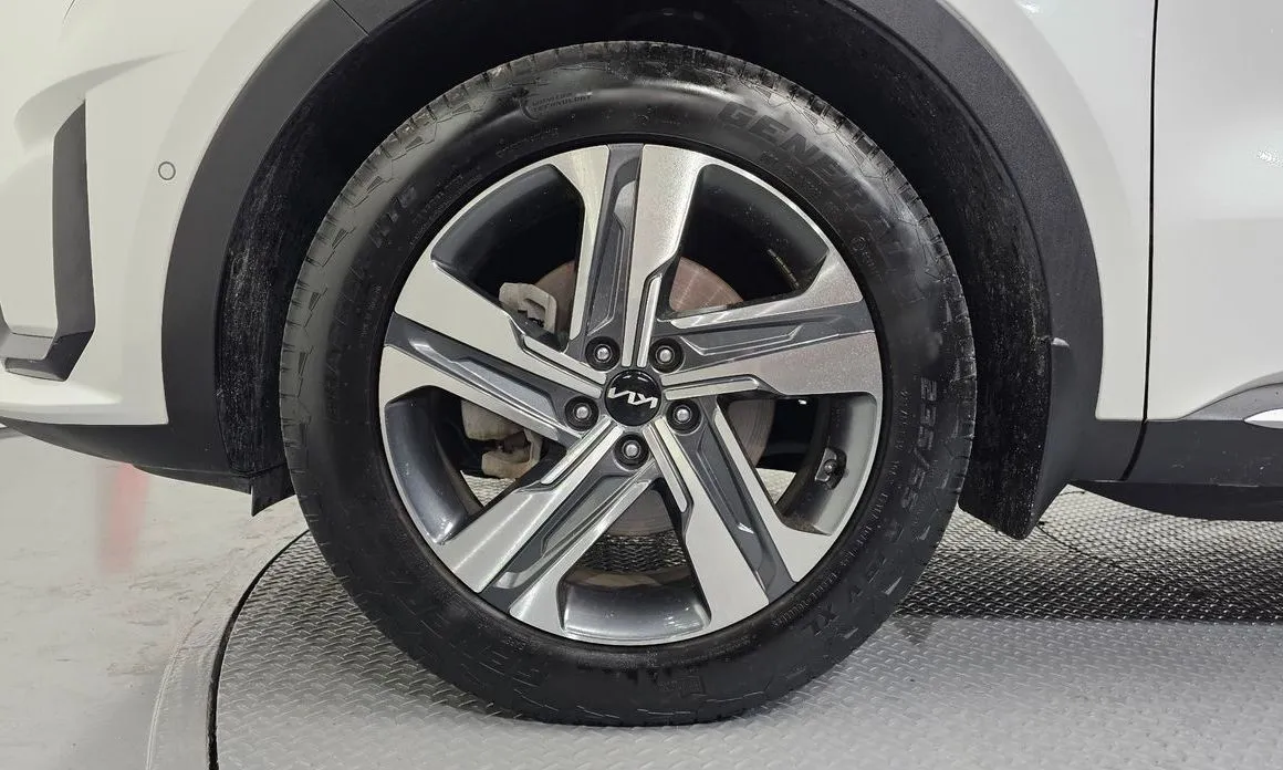 Kia Sorento — фото 8