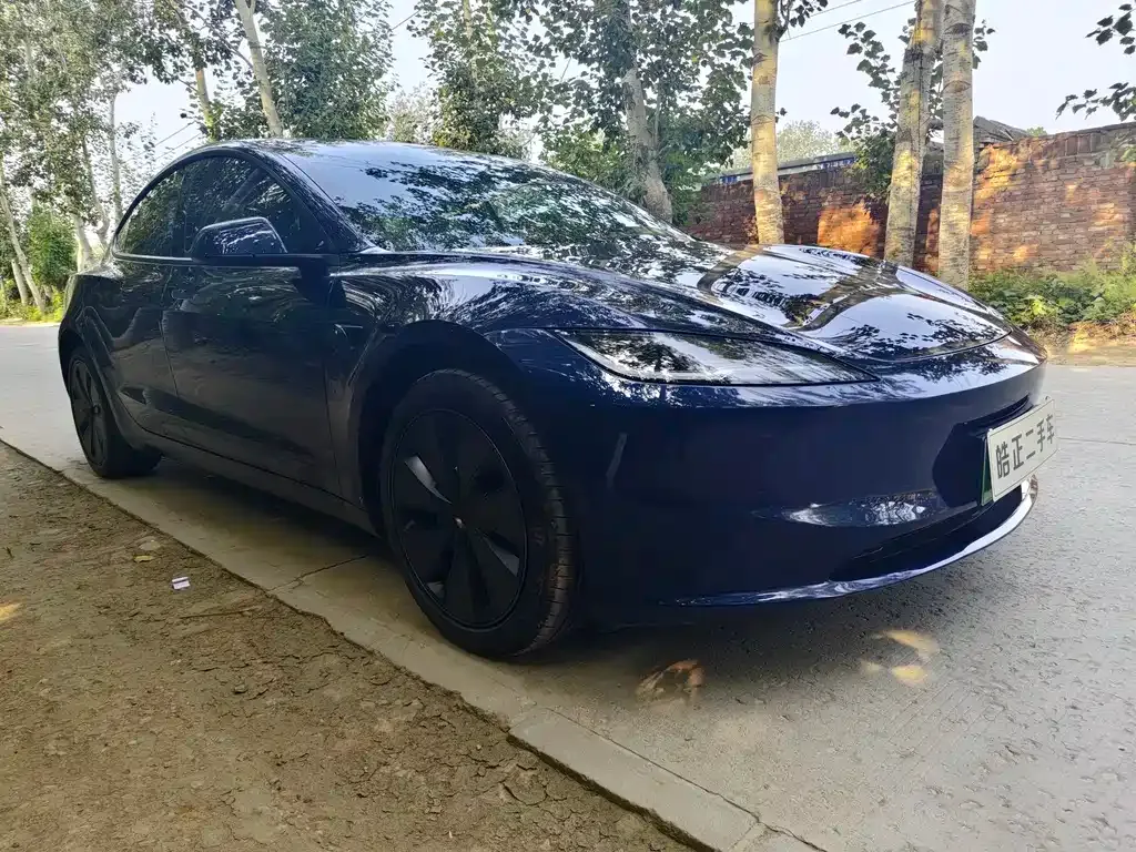 Tesla Model 3 — фото 6