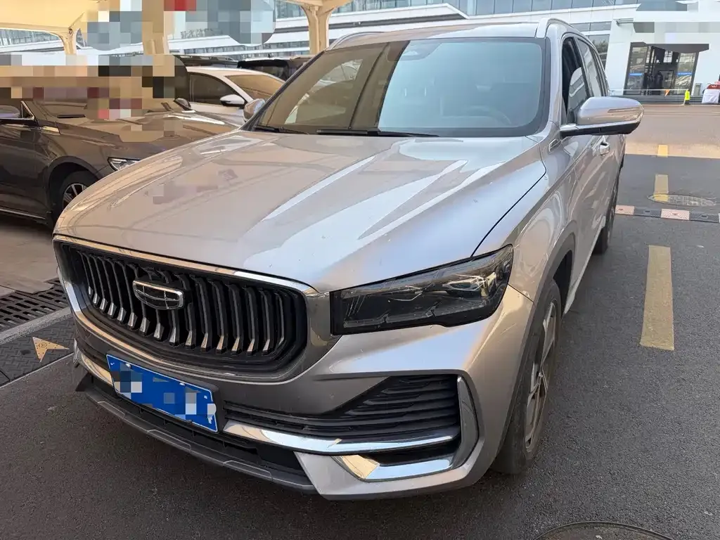 Geely Xingyue L — фото 1