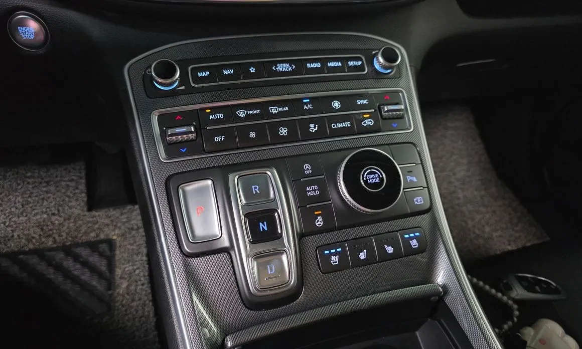 Hyundai Santafe — фото 4
