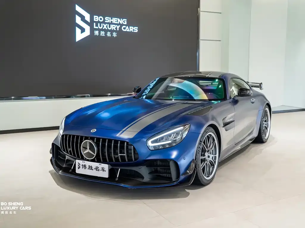 Mercedes-Benz AMG GT — фото 1