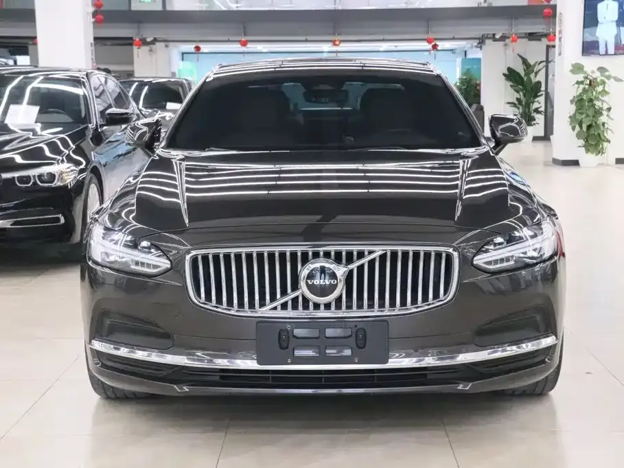 Volvo S90 — фото 10