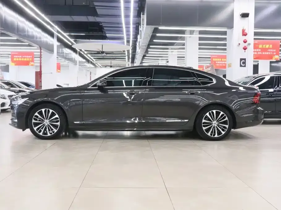 Volvo S90 — фото 7