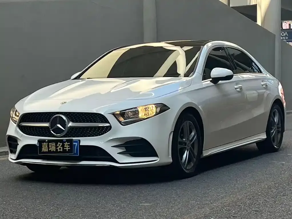 Mercedes-Benz A-Class — фото 1