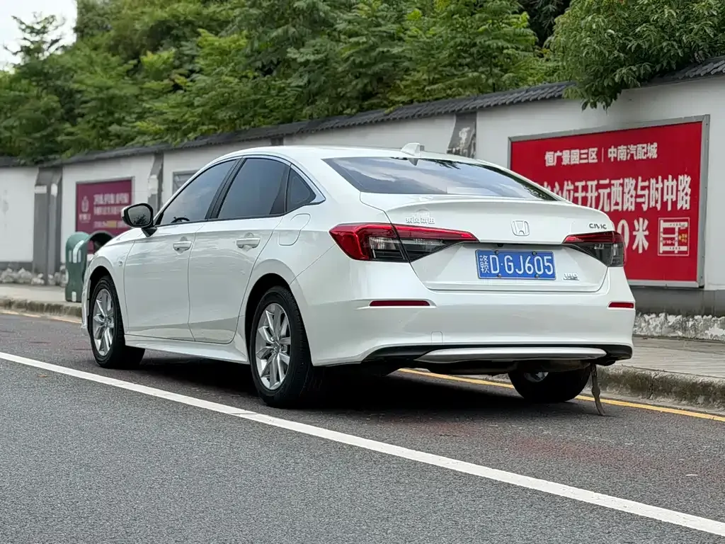 Honda Civic — фото 4