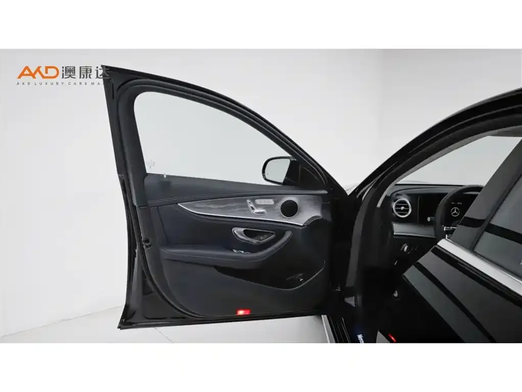 Mercedes-Benz E-Class New Energy — фото 4