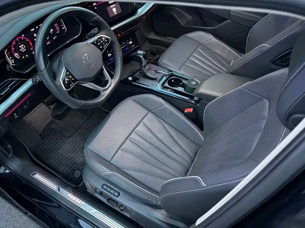 Volkswagen Passat — фото 10