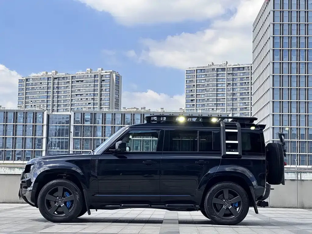 Land Rover Defender — фото 9