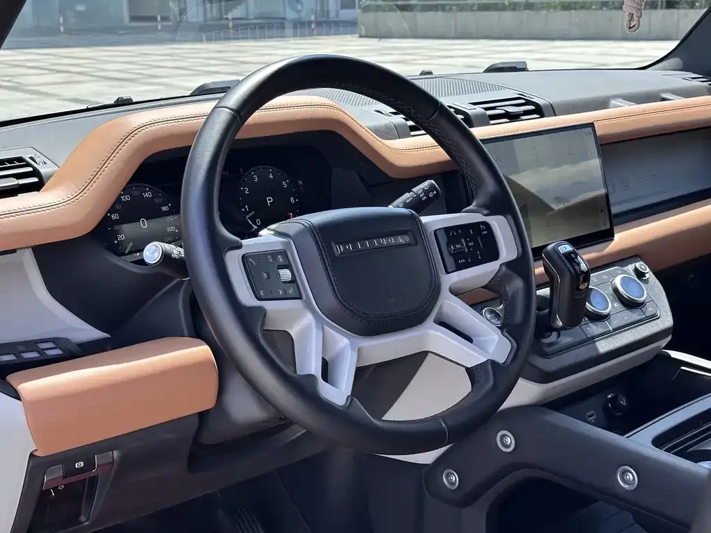 Land Rover Defender — фото 4