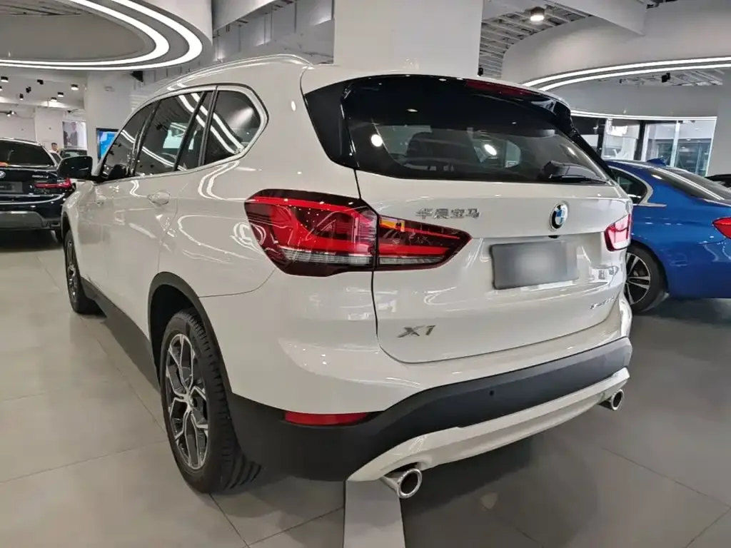 BMW X1 — фото 4