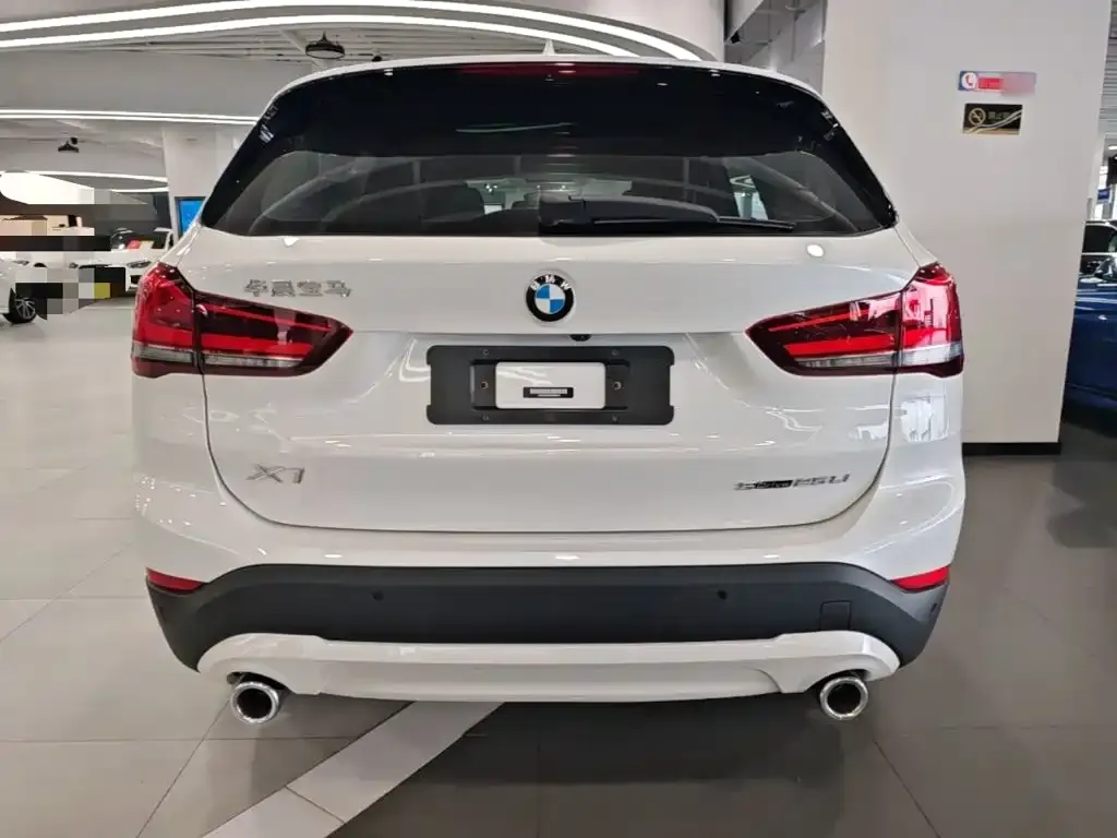 BMW X1 — фото 3