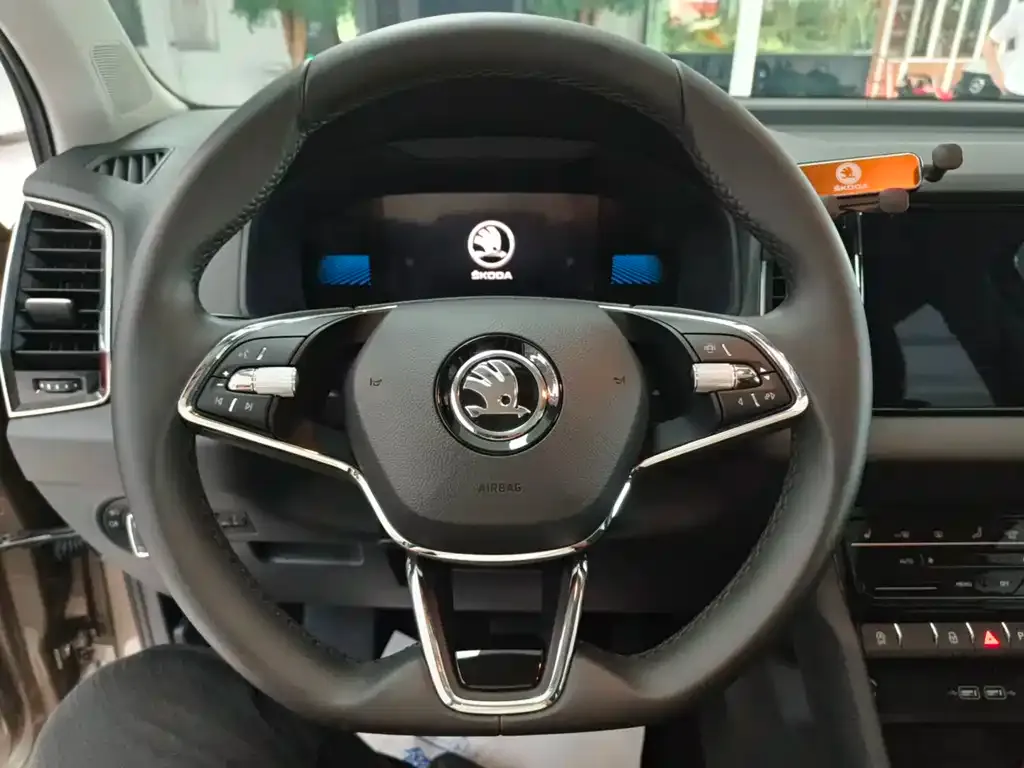 Skoda Karoq — фото 3