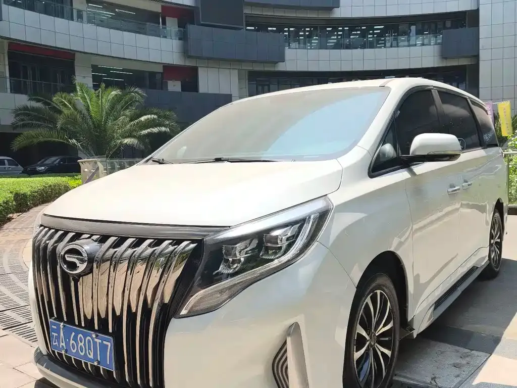 GAC Motor Trumpchi M8 — фото 1