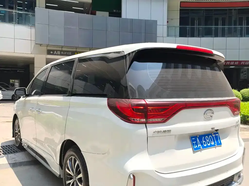 GAC Motor Trumpchi M8 — фото 2
