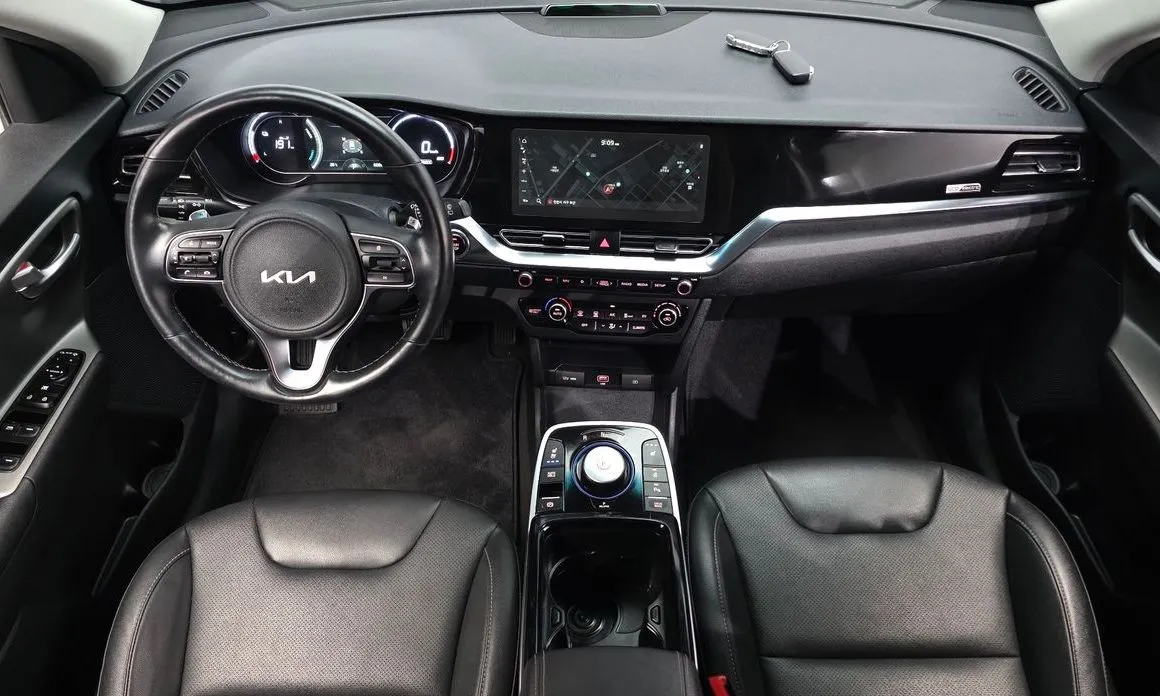 Kia Niro — фото 9