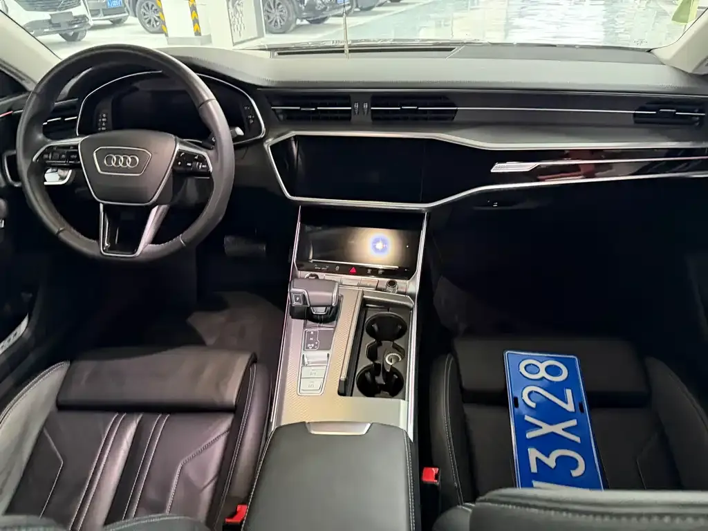 Audi A7 — фото 7