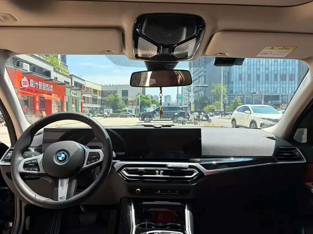 BMW i3 — фото 2